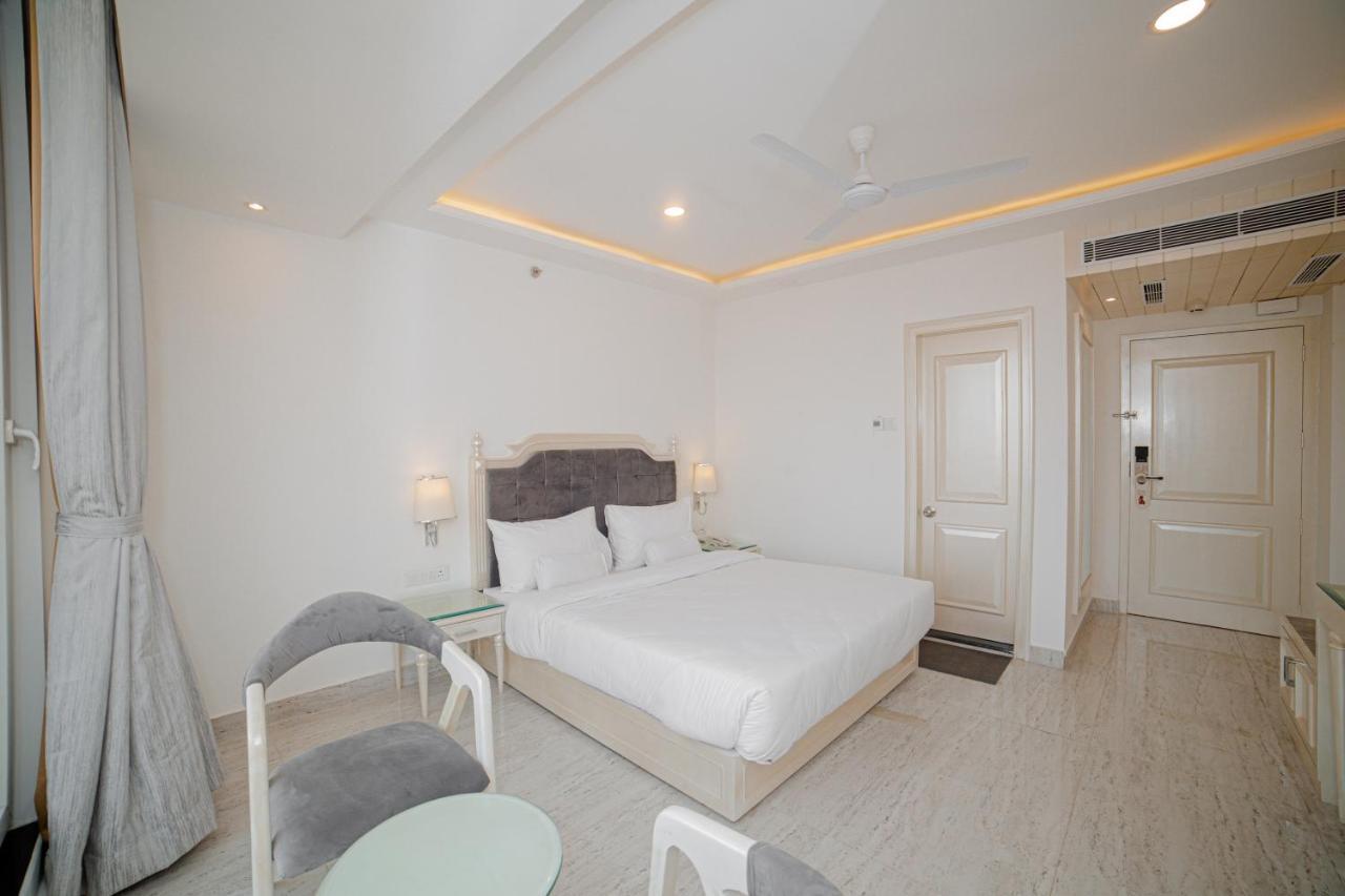 Pearl Courtyard Hotel Varanasi Exterior foto