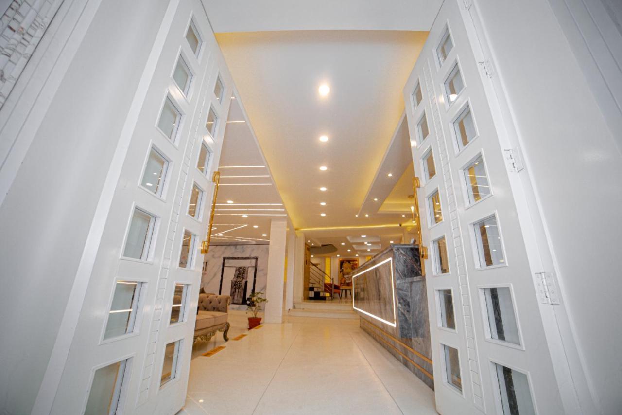 Pearl Courtyard Hotel Varanasi Exterior foto