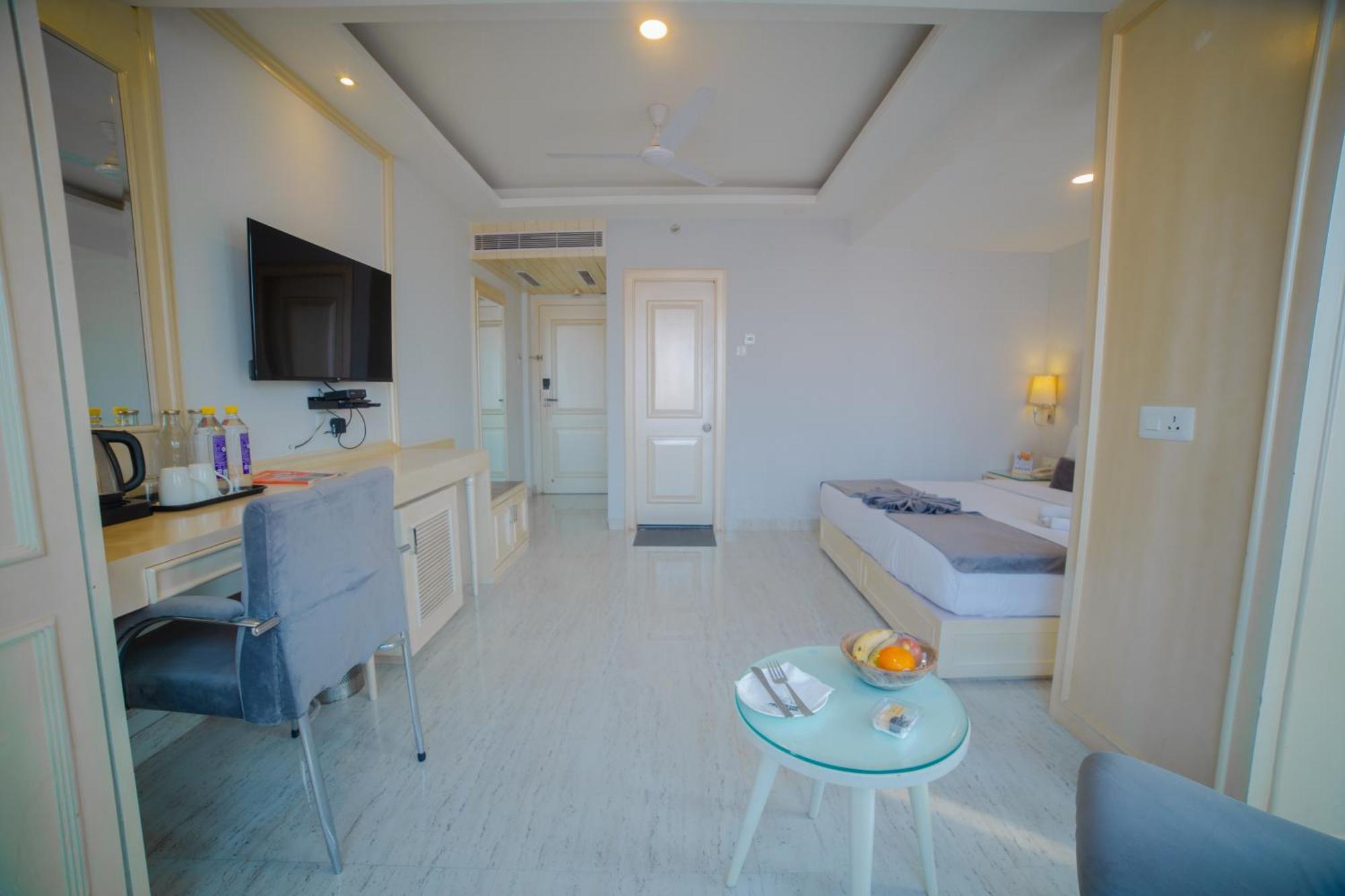 Pearl Courtyard Hotel Varanasi Exterior foto