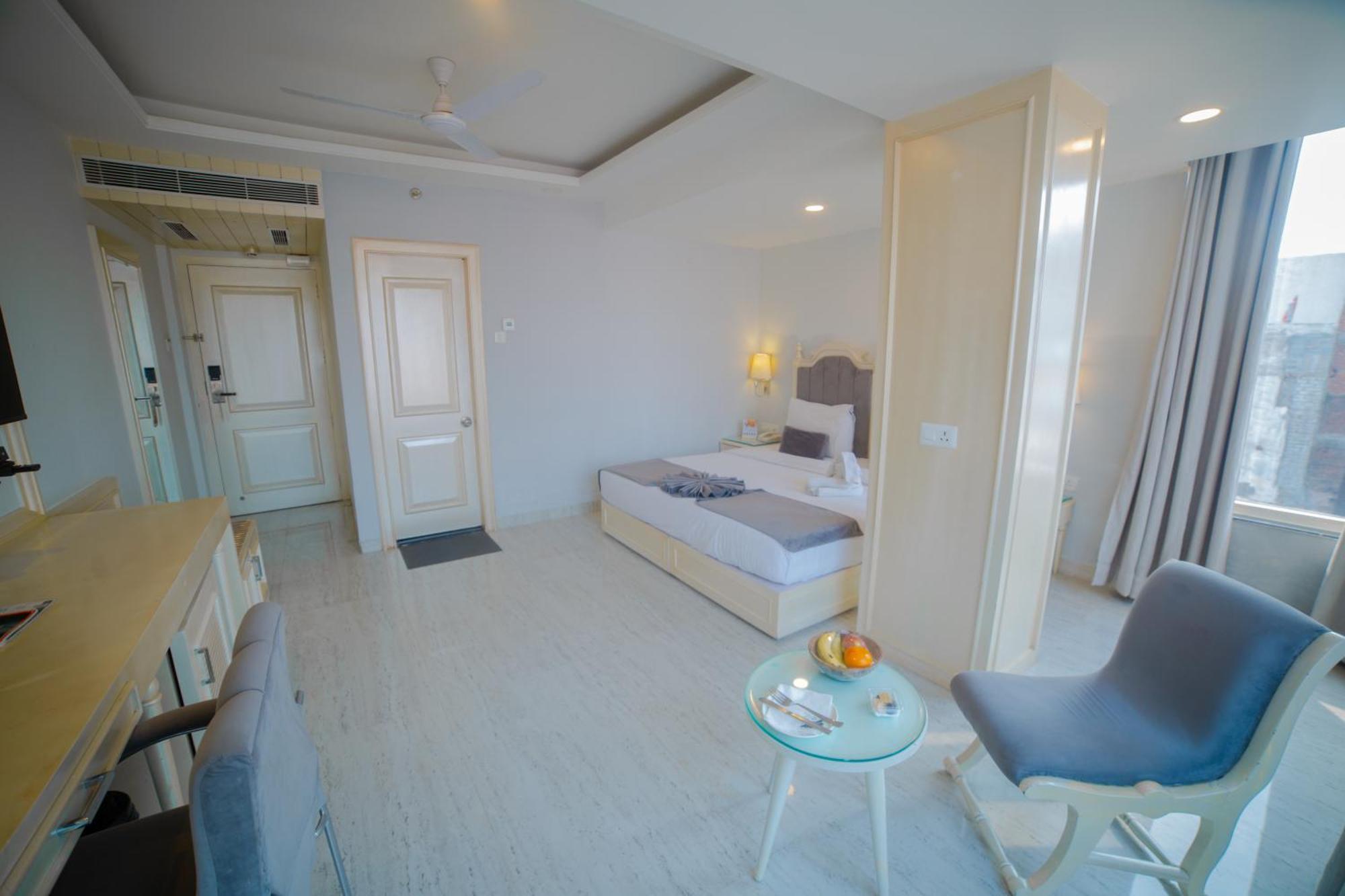 Pearl Courtyard Hotel Varanasi Exterior foto